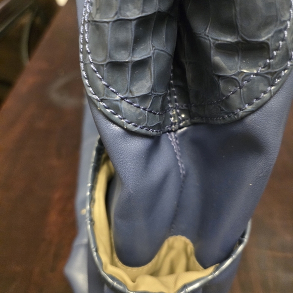 Genna De Rossi Shoulder Bag Purse Light Blue Faux Leather Studded Tote Large - Picture 5 of 12